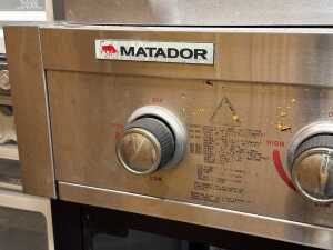 Matador four-burner stainless steel LPG BBQ - 3