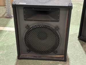 Pair of PA speakers - 2