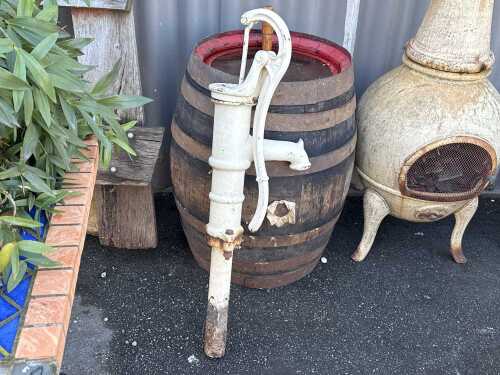 Cast iron hand pump - may not be working as new