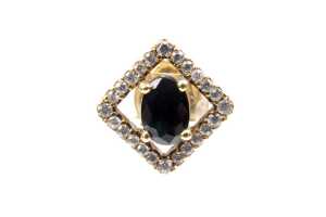 A pair of sapphire and diamond earrings in 18 carat yellow gold - 2