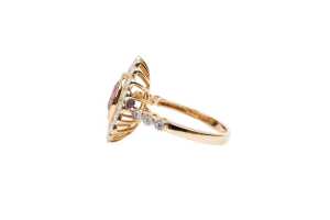 A garnet and diamond ring in 14 carat yellow gold - 3