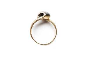 A diamond ring in 18 carat yellow gold - 4
