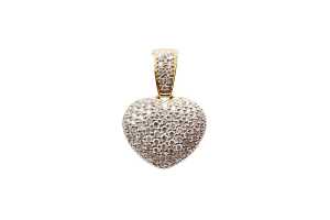 A diamond heart in 18 carat yellow gold