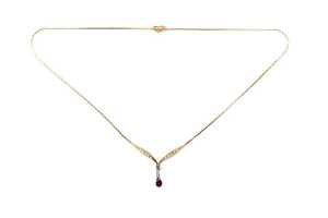 A ruby and diamond necklace in 18 carat yellow gold - 5