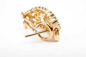 A pair of emerald earrings in 14 carat yellow gold - 5