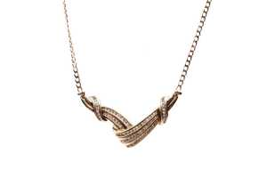 A diamond necklace in 9 carat yellow gold