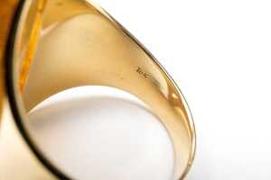 A citrine and diamond modern butterfly ring in 18 carat yellow gold - 5