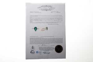 An emerald and diamond ring in 14 carat yellow gold - 6