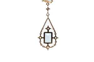 A pair of aquamarine and diamond earrings in 14 carat yellow gold - 4