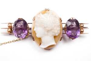 An antique cameo and amethyst brooch in 9 carat rose gold - 2