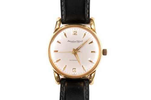A vintage International Watch Co. automatic watch in 18ct yellow gold