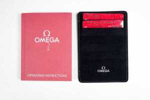An Omega Speedmaster Professional Moonwatch - 6