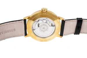 A Baume and Mercier Classima automatic in 18 carat yellow gold - 3