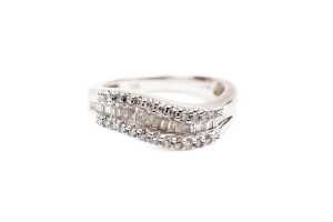A diamond ring in 14 carat white gold