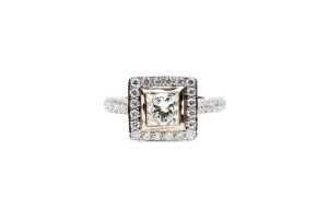 A diamond ring in 18 carat white gold