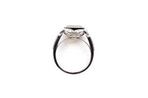 A heliodor and diamond ring in 14 carat white gold - 4
