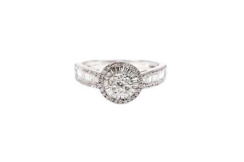 A diamond ring in 18 carat white gold