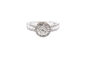 A diamond ring in 18 carat white gold