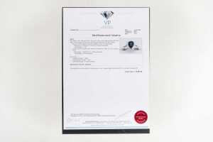 A sapphire and diamond ring in 18 carat white gold - 6