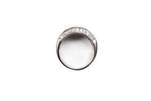 A diamond ring in 9 carat white gold - 4