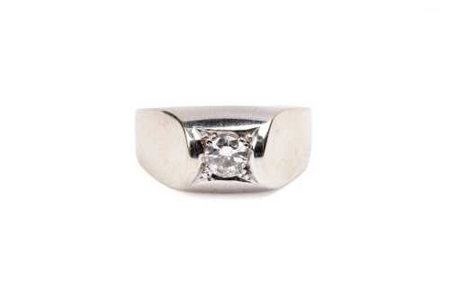 A diamond ring in 18 carat white gold