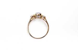 A treated blue and white diamond ring in 14 carat yellow gold - 4