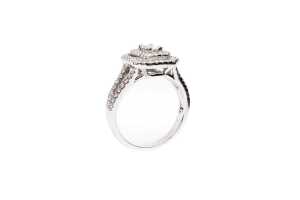 A diamond ring in 14 carat white gold - 2