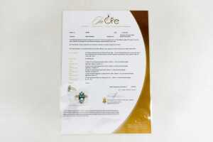 An aquamarine and diamond ring in 9 carat yellow gold - 5
