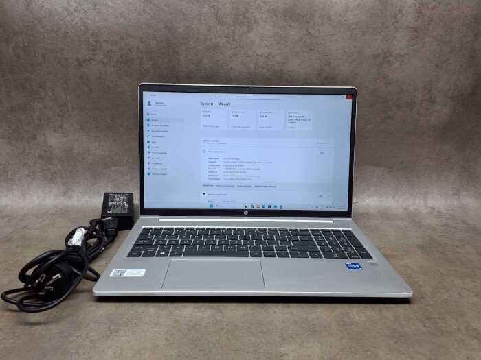 HP ProBook laptop and cables