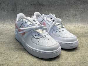 Nike Air Force 1 GS size US 6.5 Youth - 3