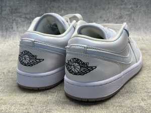 Nike Air Jordan 1 Low SE Chinese New Year size US 9 Women's - 4