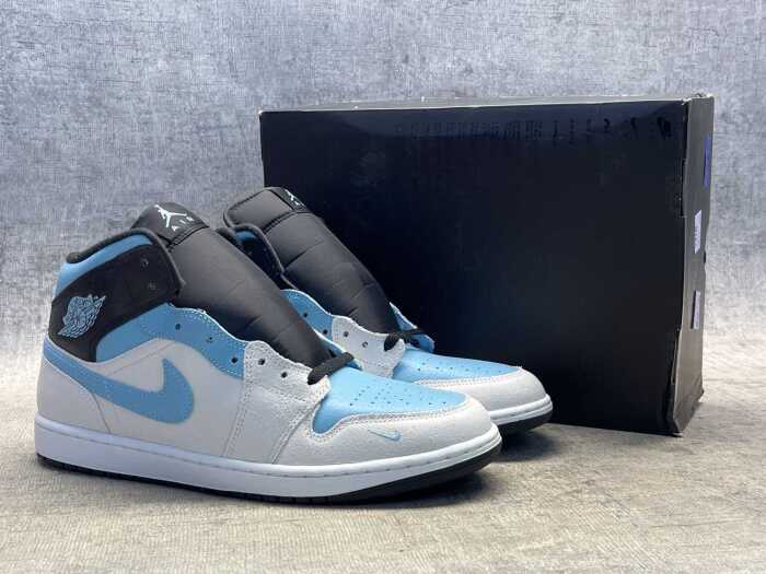 Nike Air Jordan 1 Mid SE size US 11.5 Men's