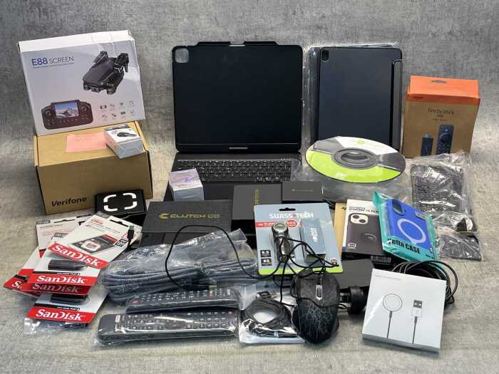 Group of tech