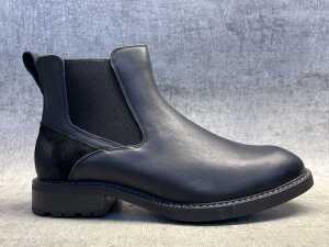 Hush Puppies League size US 9.5 Women's - 2