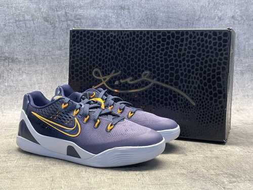 Nike Kobe IX Low EM (GS) size US 6 Youth
