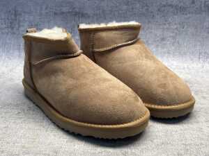 Outback Clothing Co. Ugg Ultra Mini Boot size US 10 Women's - 3