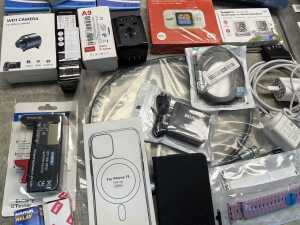 Group of tech - 4