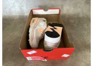 Nike Air Max 90 White Platinum Tint, Women's US 7* - 5