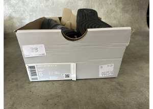 Nike Air Force 1 '07 Black, Women's US 6* - 4