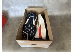 Nike ZoomX Invincible Run 3 'White Obsidian', Men's US 13* - 5