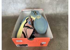 Nike Kyrie Infinity 'Valentine's Day', Men's US 10* - 5