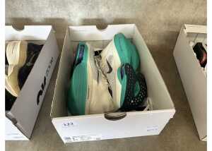Nike Air Zoom Alphafly Next 2 'White Clear Jade', Women's US 8* - 5