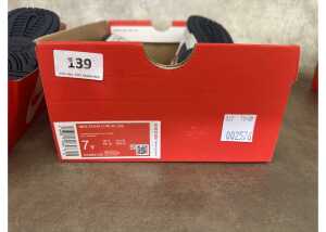 Nike Dunk Low SE 'Thunder Blue', Kids US 7Y - 4