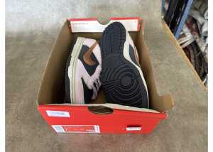 Nike Dunk Low SE 'Thunder Blue', Kids US 7Y* - 5