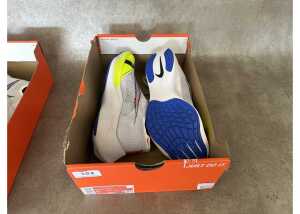 Nike ZoomX Vaporfly Next 2 'White Volt Racer Blue', Men's US 8* - 5