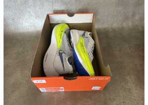 Nike ZoomX Vaporfly Next 2 'White Volt Racer Blue', Men's US 10.5* - 5