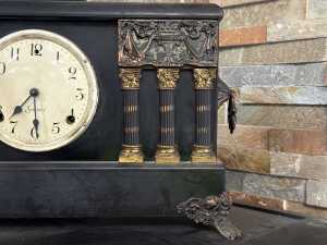 Antique Sessions lacquer mantel clock - 3