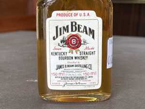 Two spirits bottles including Cointreau - 4