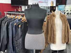 Tailor's mannequin - 2