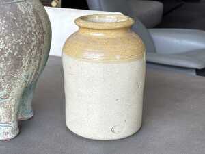 Two stoneware items including elephant-shaped pot and Bendigo Pottery jar - 3